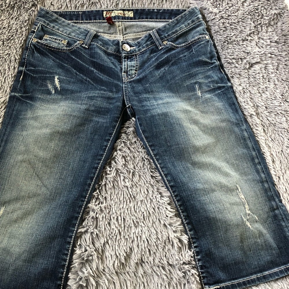 BKE Stella Mid rise Bermuda shorts